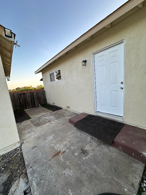 Building Photo - 2712 E Woodson Rd