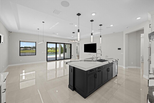 Building Photo - 15664 Merritt Dr