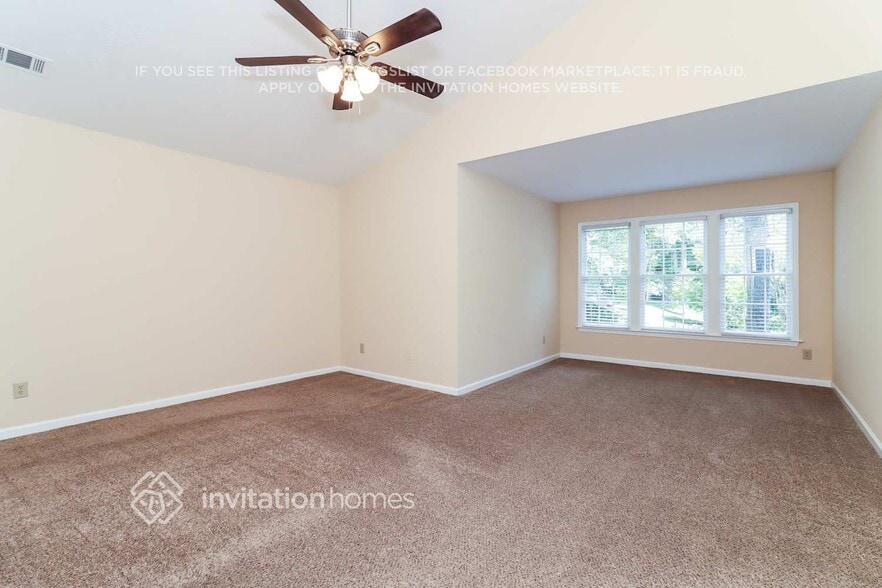 Building Photo - 1402 Long Shadow Ct