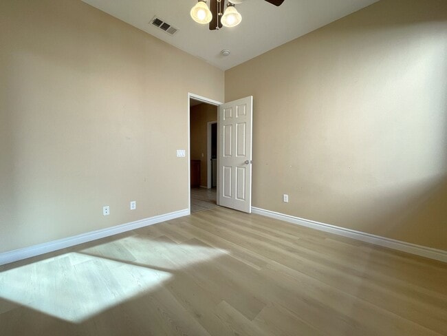 Building Photo - Nice Single-Story 4-Bedroom Home Available in Beaumont!