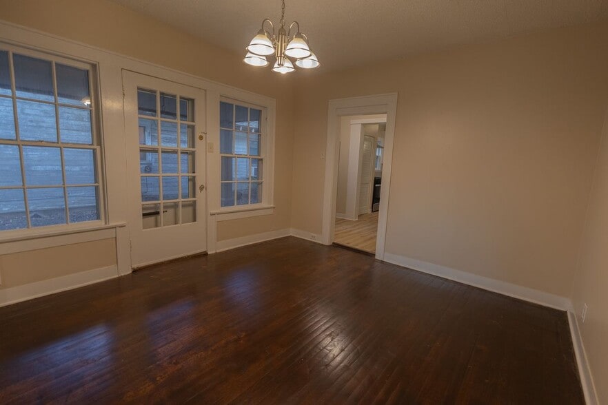 Building Photo - 2714 Morrow Ave