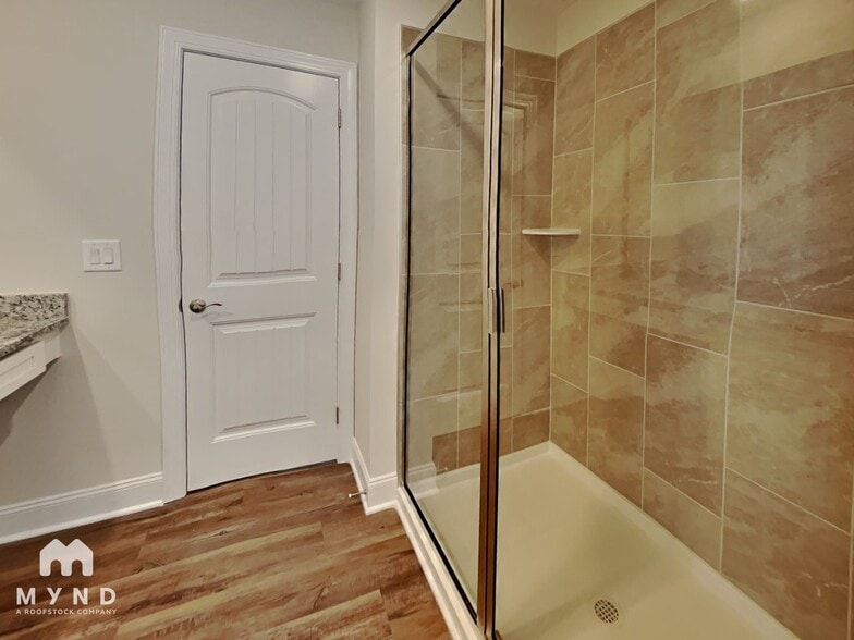 Building Photo - 6933 Woodland Stream Pl
