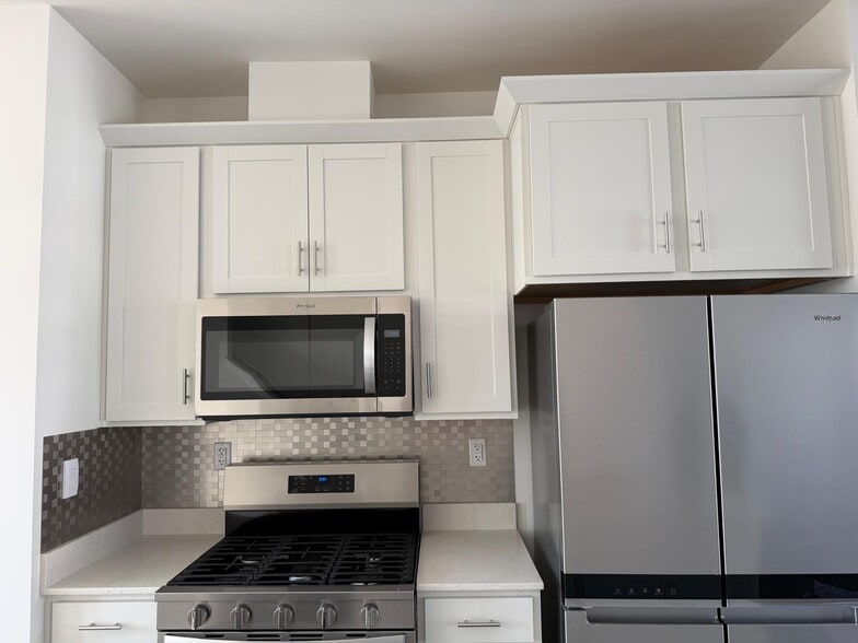 Building Photo - 2167 Yellowstone Blvd