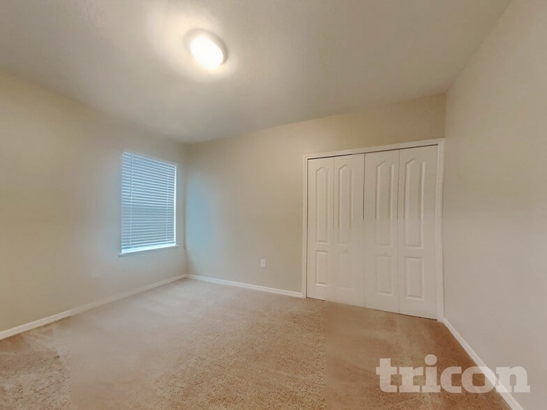 Building Photo - 223 Jackson Lp