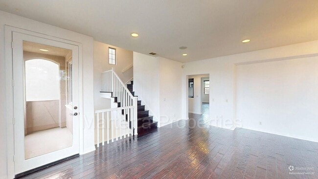 Building Photo - Beautiful Home in Eastside Coast Mesa