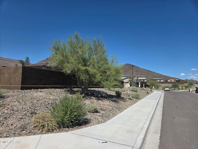 Building Photo - 12215 W Lonesome Trl