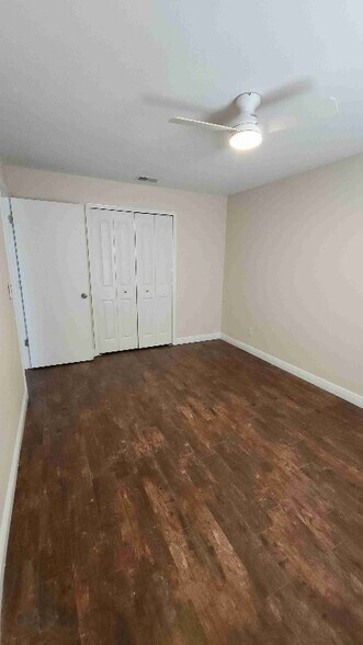 Building Photo - 1186 Mistwood Dr