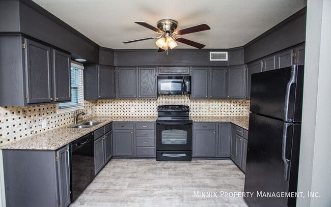 Building Photo - 4416 43rd St