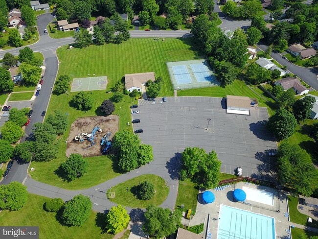 Building Photo - 111 Biscayne Ct