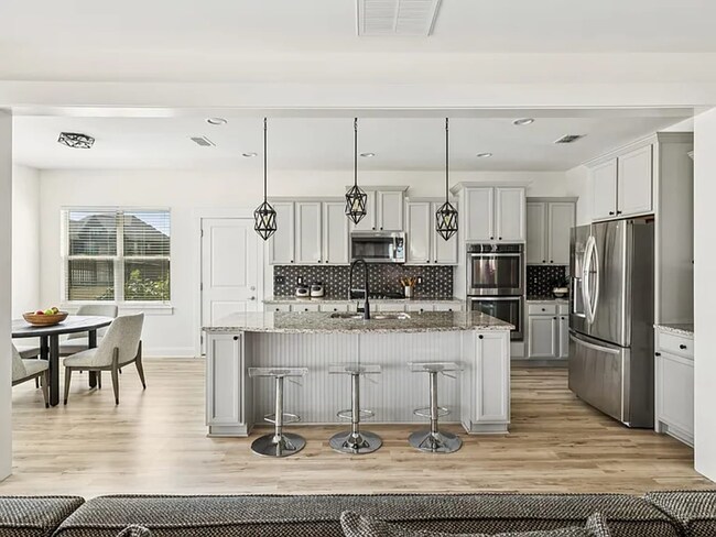 Building Photo - Fabulous 5BR Home in Thompsons Station