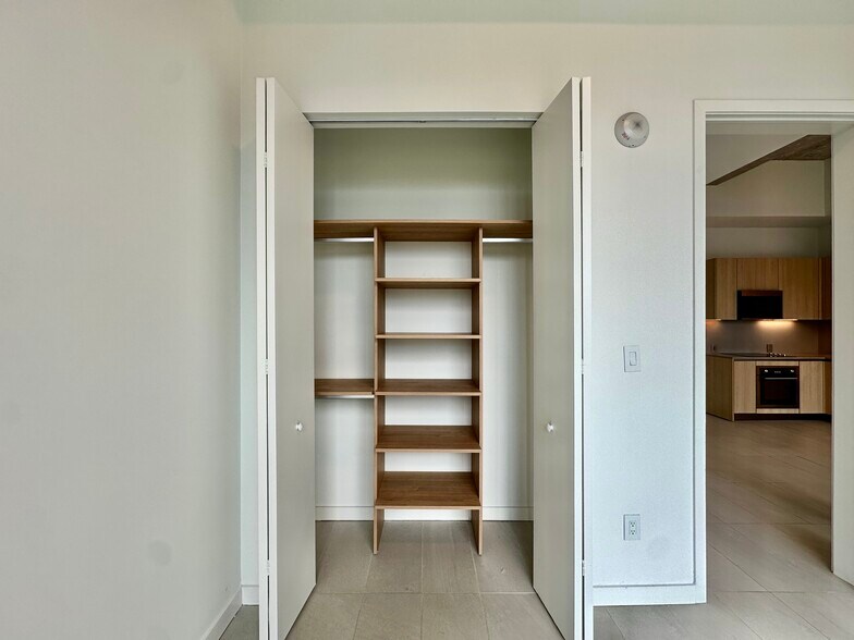 Building Photo - 120 NW 31st St