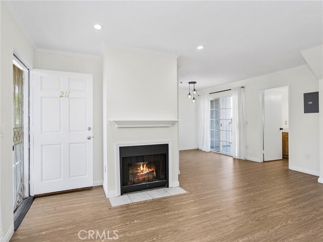 Building Photo - 1706 Grismer Ave