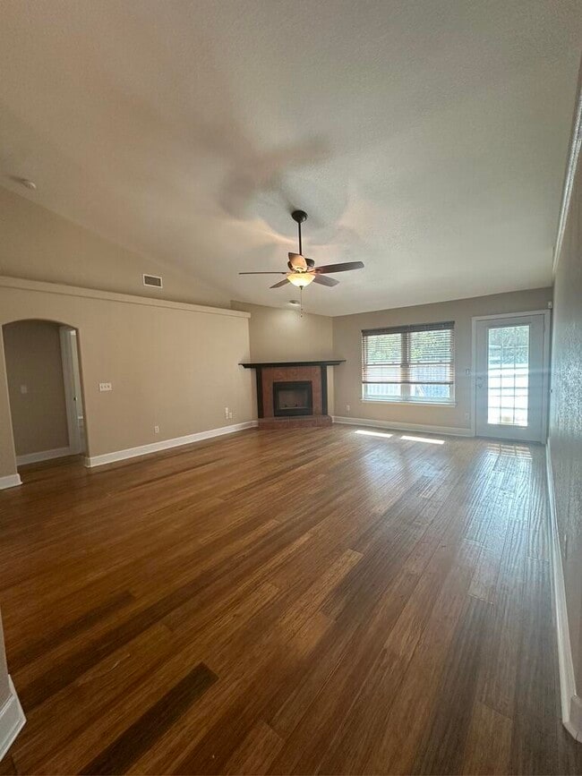 Building Photo - 1753 Sound Hammock Dr
