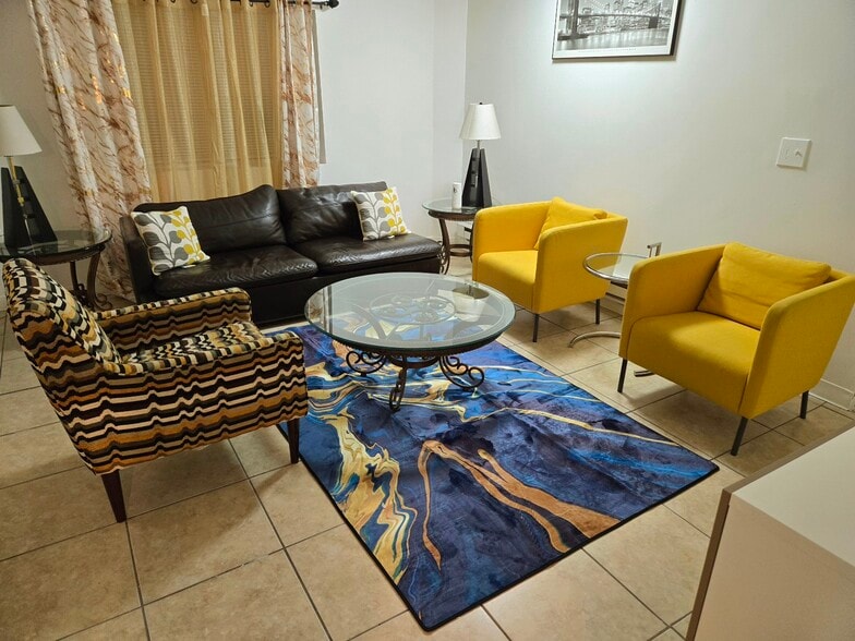 Livingroom - 26 Cambridge St