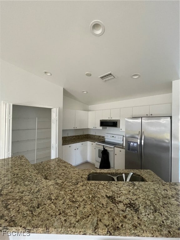 Building Photo - 248 SW 3rd St