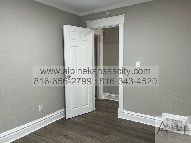 Building Photo - Beautiful Midtown Rehab! Section 8 OK, BON...