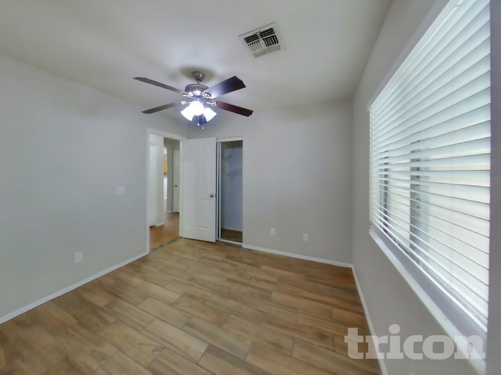 Building Photo - 873 E Geona St