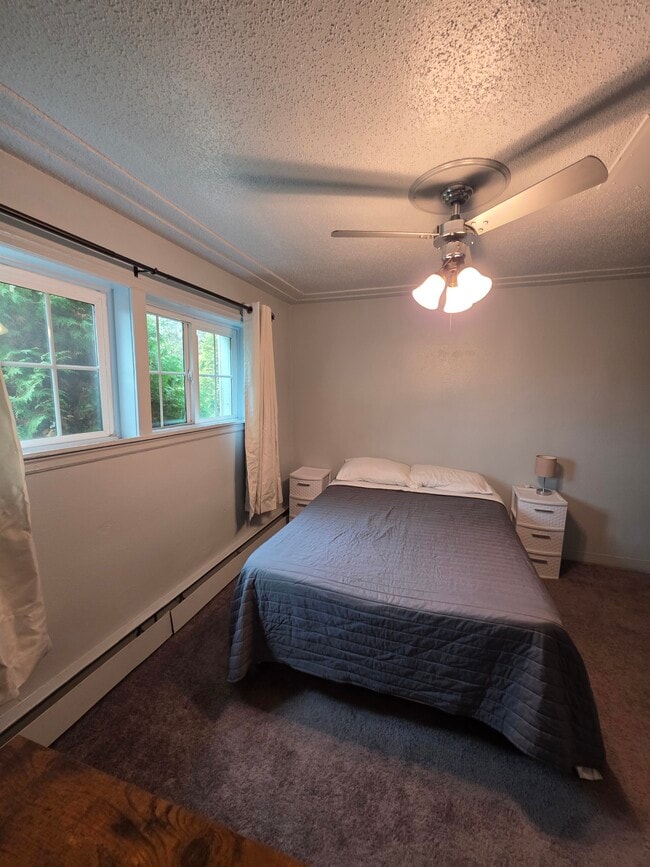 Building Photo - 505 S 10th St