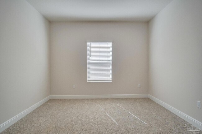 Building Photo - 539 Bridle Way