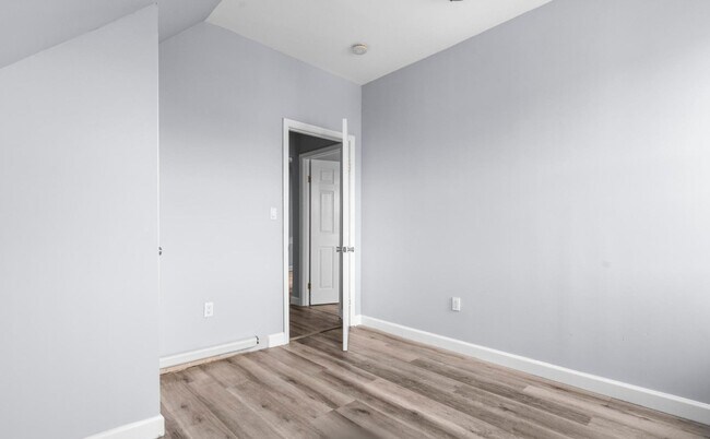 Building Photo - 104 Buena Vista Ave