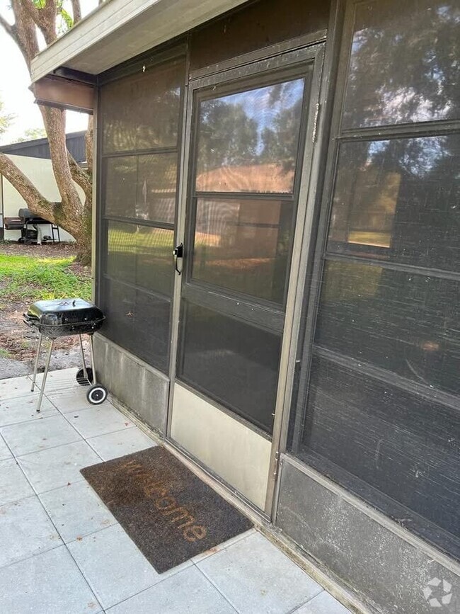 Building Photo - 4744 Gardenbrook Ln