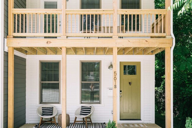 Building Photo - 559 Veritas St