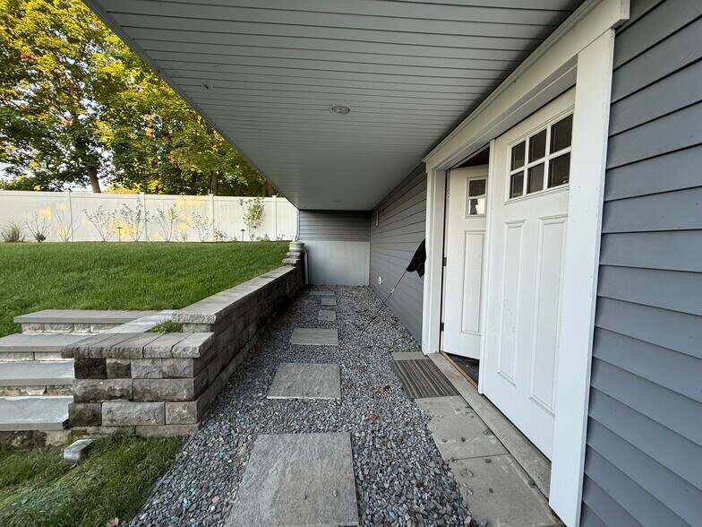 Rear yard cover area - 99 Roland St