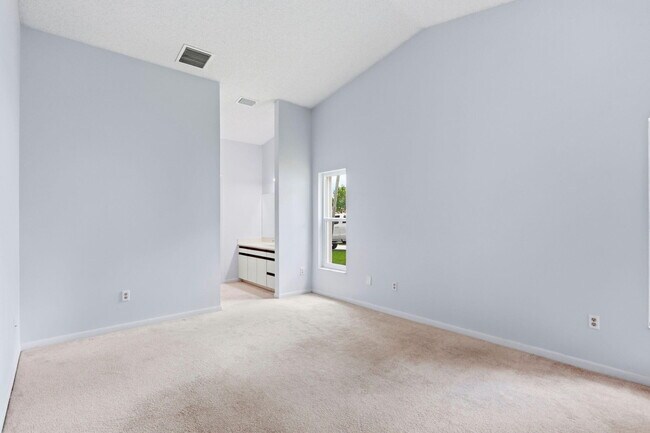 Building Photo - 2171 NW 76th Ave