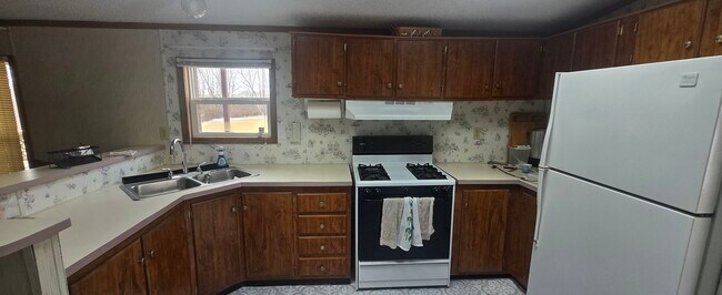 Building Photo - 679 S Eighty Eight Rd