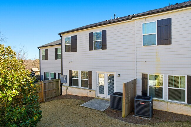 Building Photo - 1429 Vayda Ct