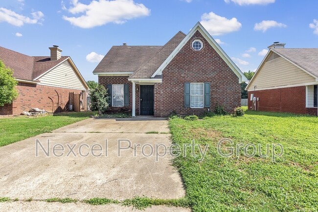 Primary Photo - 2932 Churchwell Dr