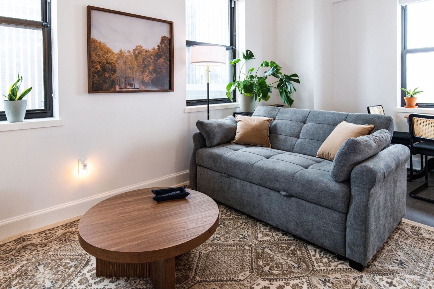 Building Photo - 758 North Broadway-SI ID1379067P