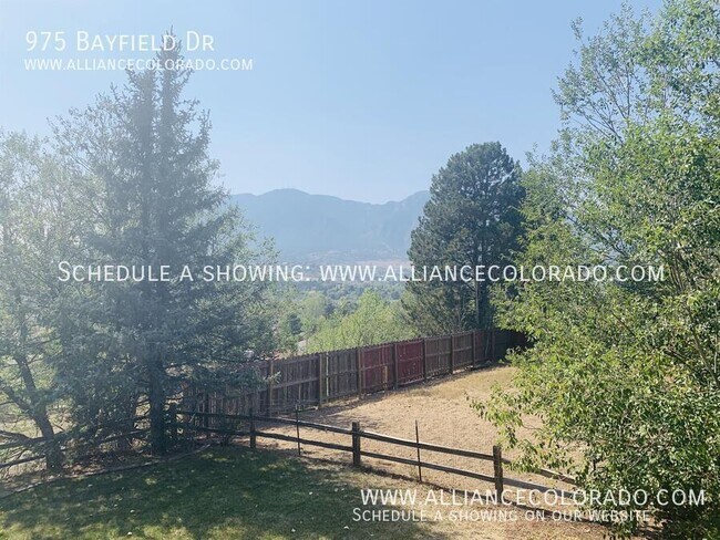 Building Photo - 975 Bayfield Dr