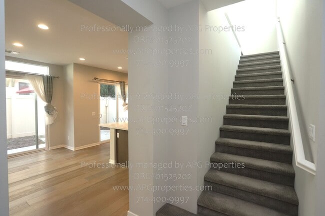 Building Photo - 2041 N Orange Olive Rd