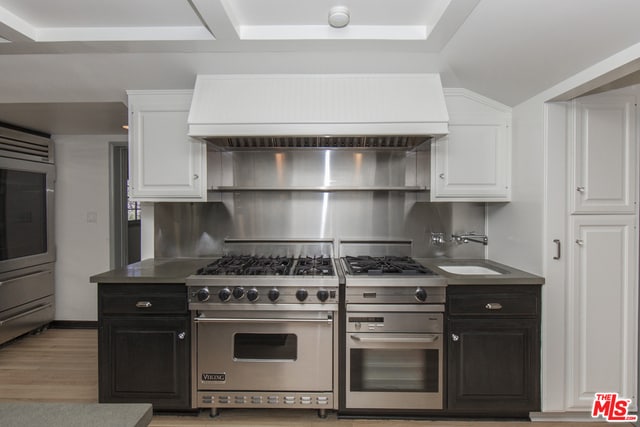 Building Photo - 271 Loring Ave