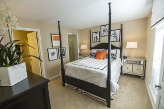 Building Photo - Briarleigh Park