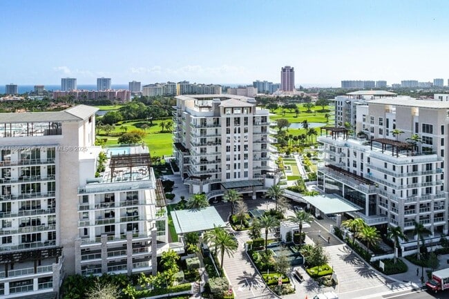 Building Photo - 210 SE Mizner Blvd