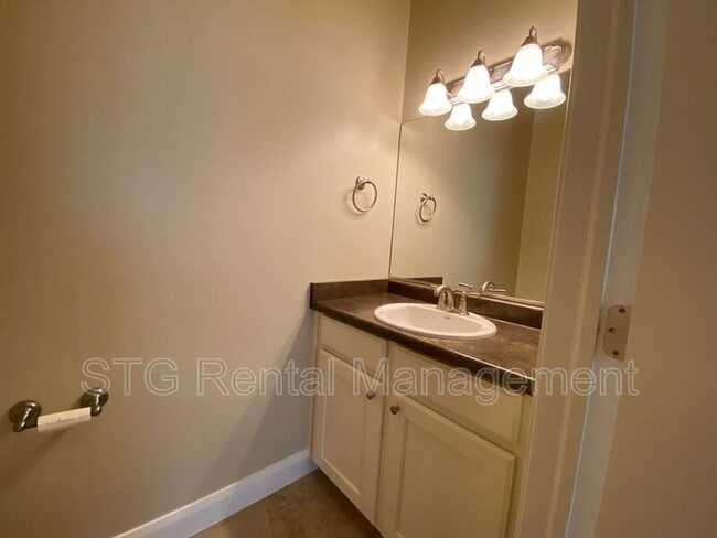 Building Photo - 3439 S Barcelona Dr