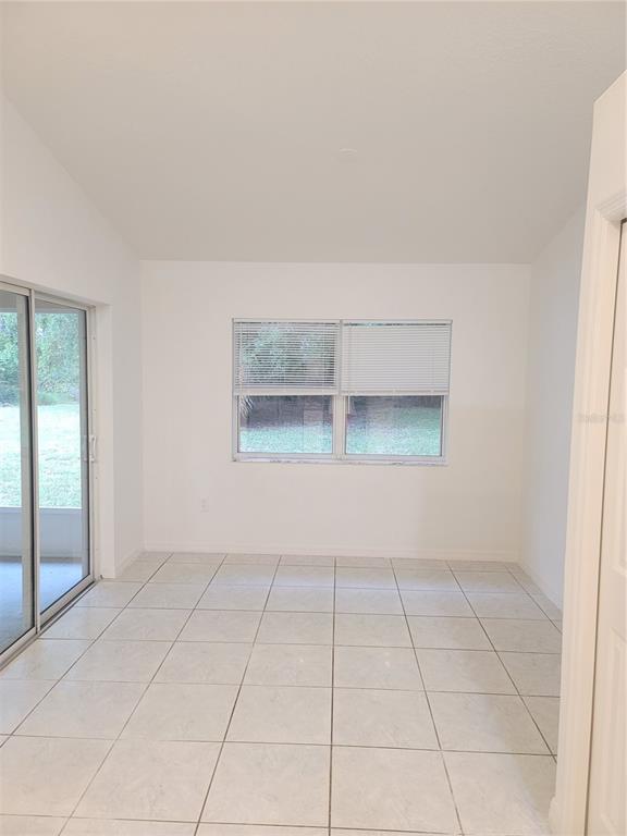 Building Photo - 22 Pin Oak Dr