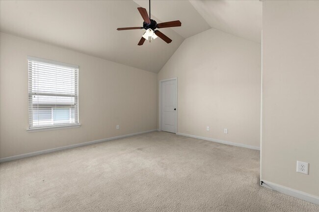 Building Photo - 542 Oconee Cir