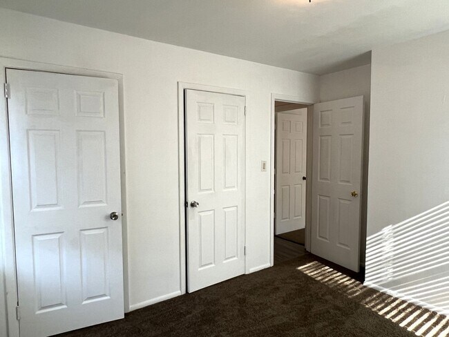 Building Photo - Cute Home in East Macon