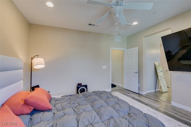 Building Photo - 172 Petaluma Valley Dr