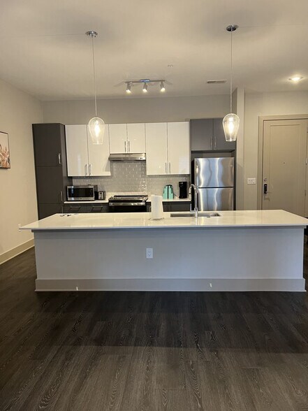 Building Photo - 3158 Stillhouse Creek Dr