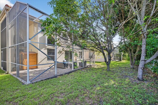 Building Photo - 6468 NW 78th Pl