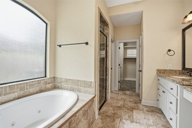 Building Photo - 536 Stephen F Austin Dr