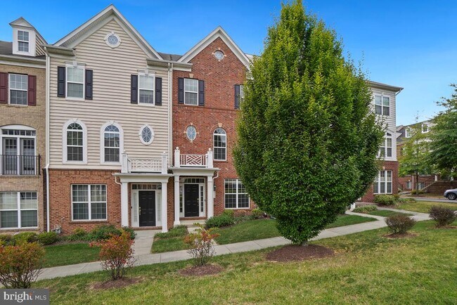 Building Photo - 505 Jurgensen Pl