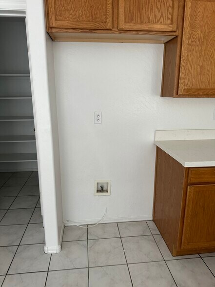 Building Photo - 9421 N 93rd Ave