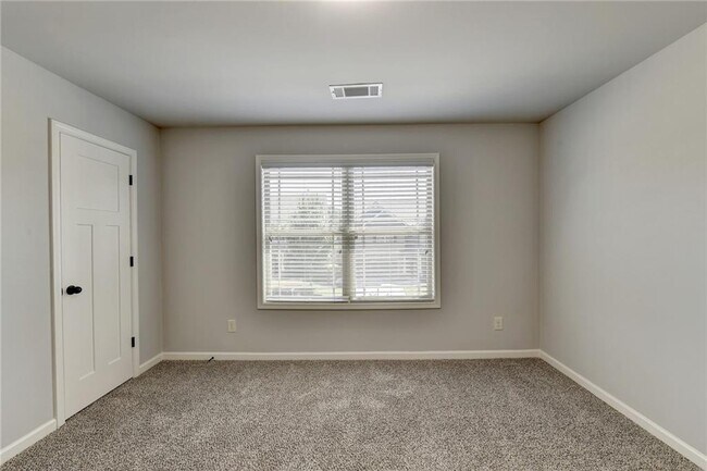 Building Photo - 4180 Towncastle Ln
