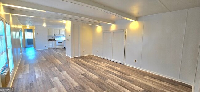 Building Photo - 2611 Sharpsburg McCollum Rd