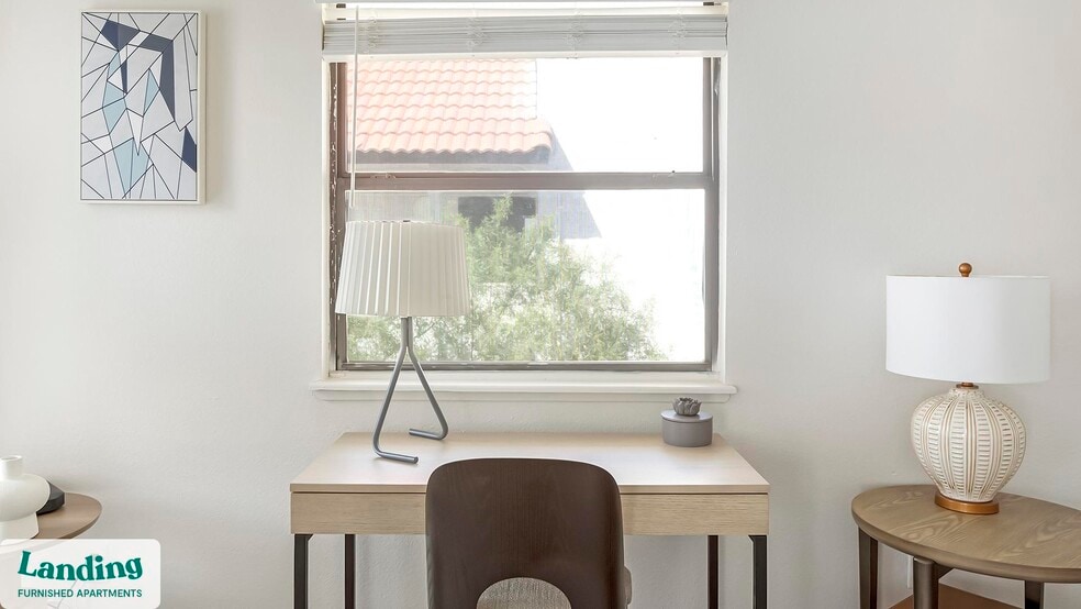 Building Photo - 5272 Tamarus St